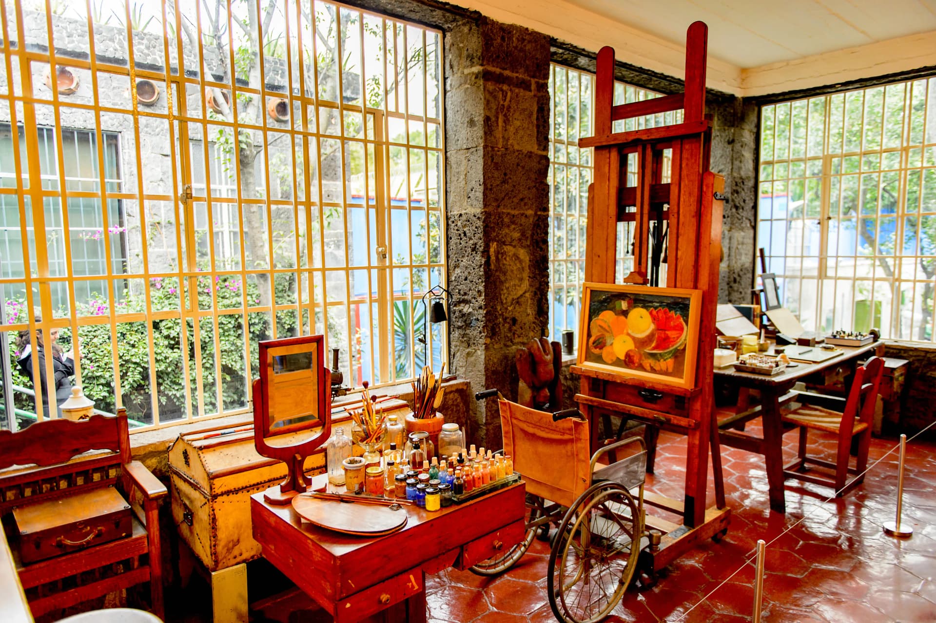 Another beautifully maintained interior